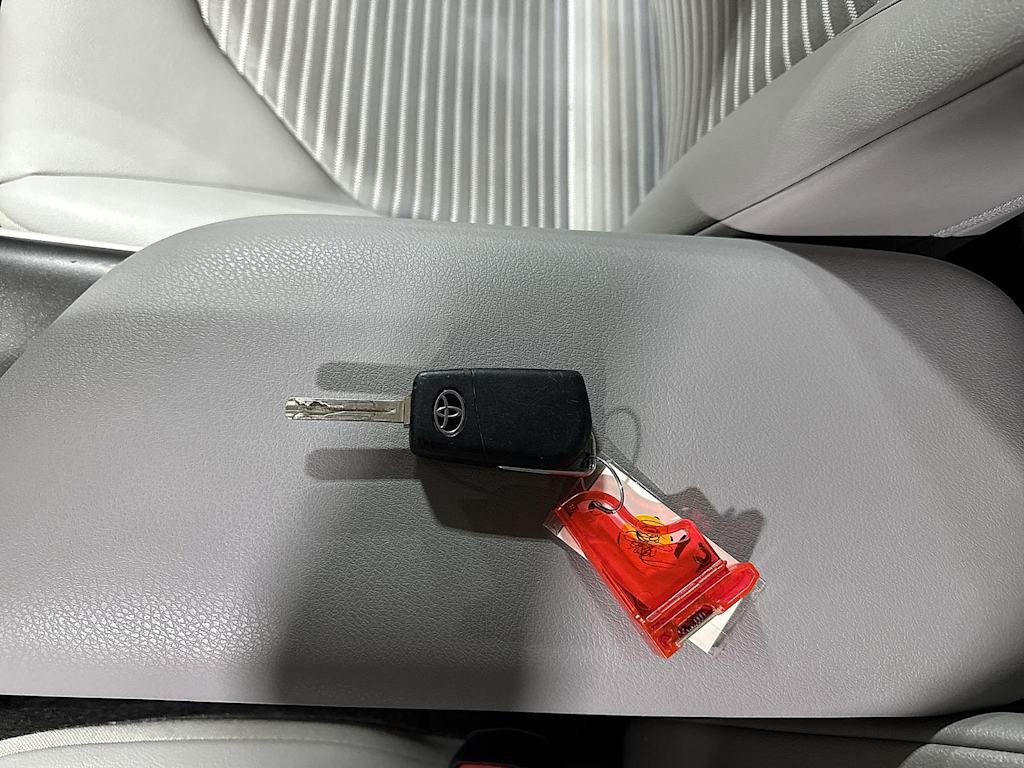 Thumbnail: 2023 Toyota Camry - 16