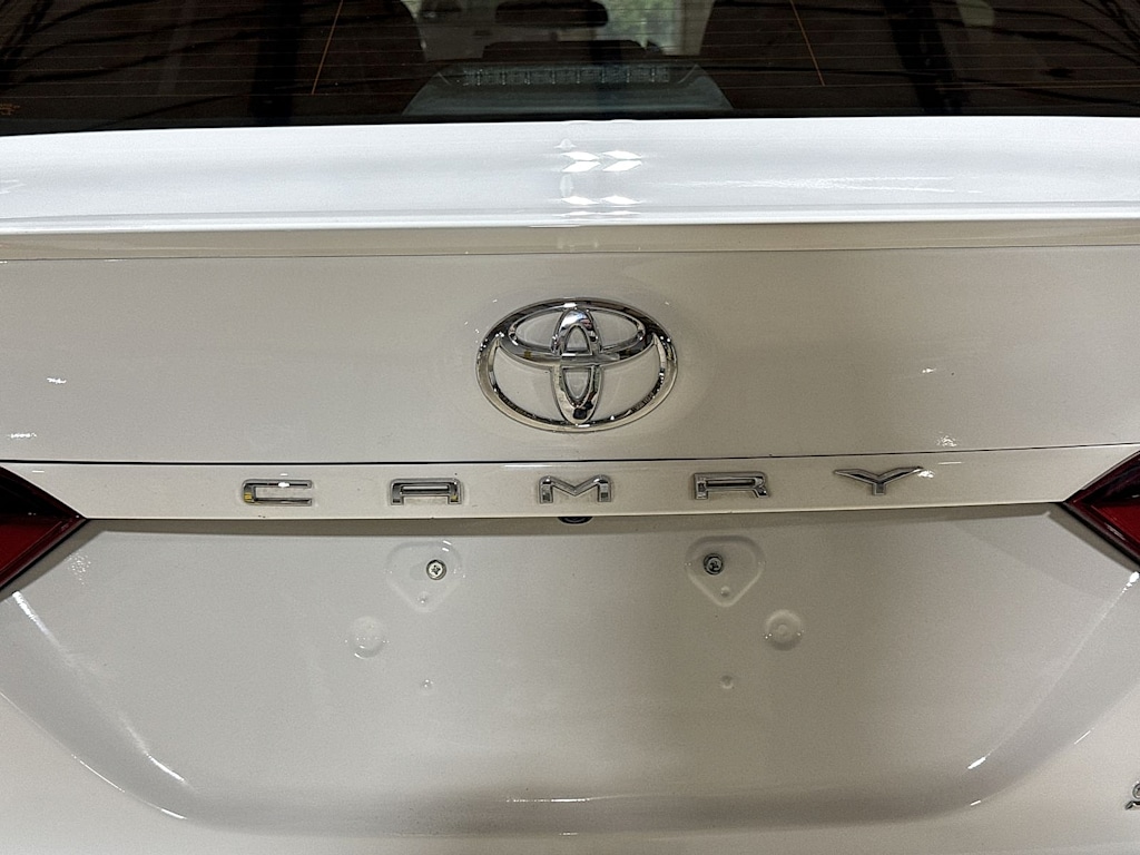 Thumbnail: 2021 Toyota Camry - 6