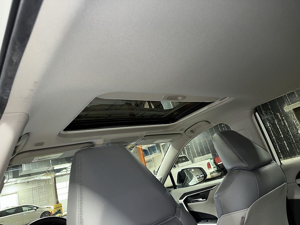 Thumbnail: 2023 Toyota RAV4 - 27