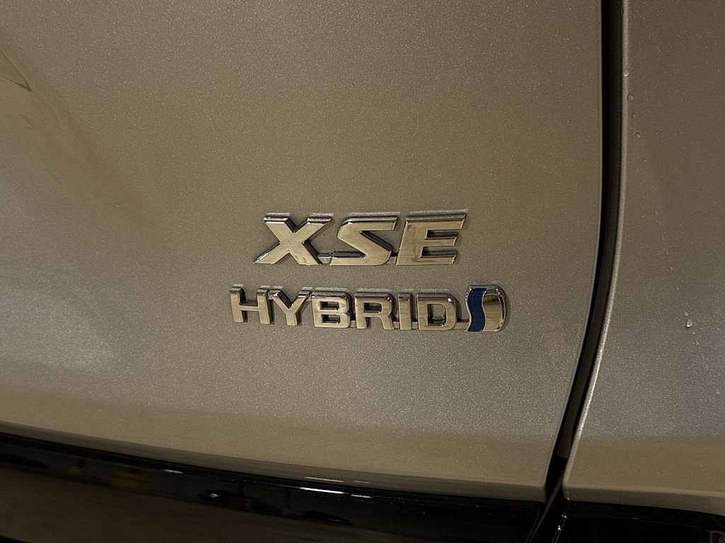Thumbnail: 2022 Toyota RAV4 - 30