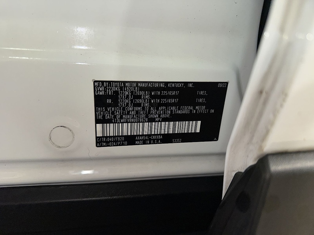 Thumbnail: 2022 Toyota RAV4 - 24