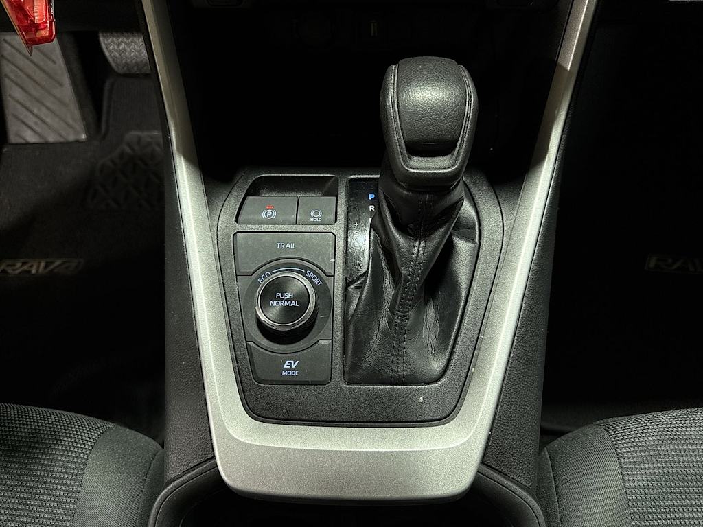 Thumbnail: 2022 Toyota RAV4 - 14