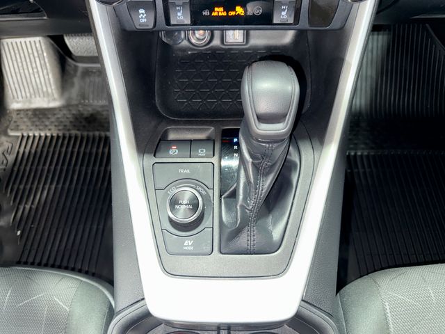 Thumbnail: 2023 Toyota RAV4 - 13