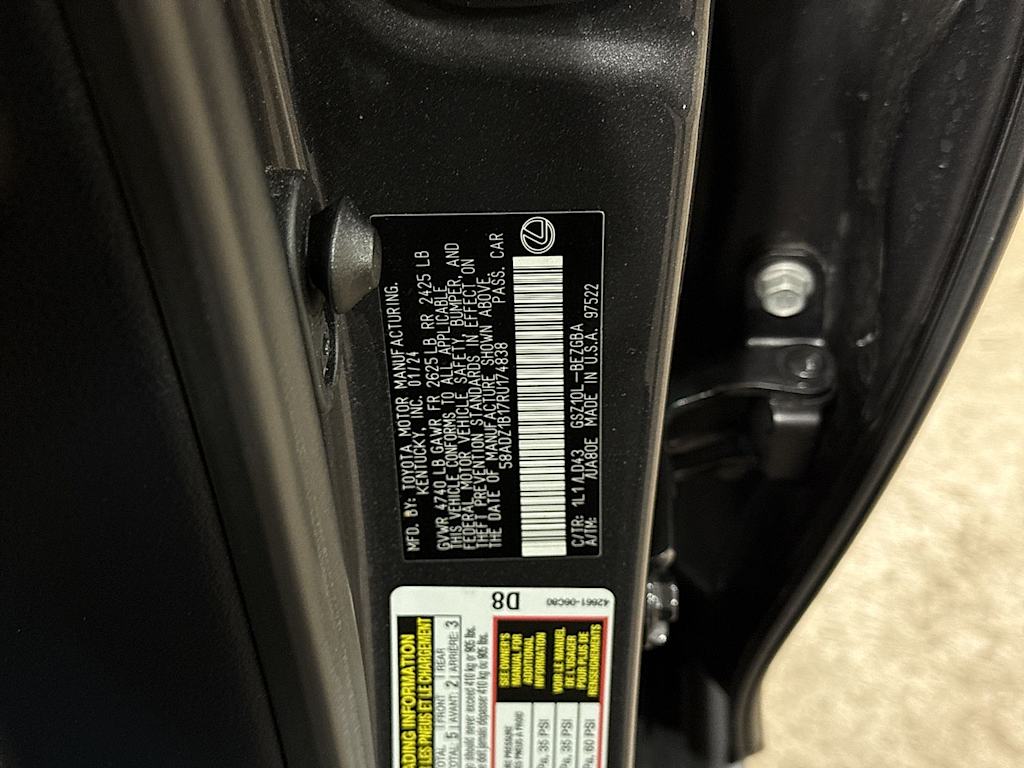 Thumbnail: 2024 Lexus ES - 24