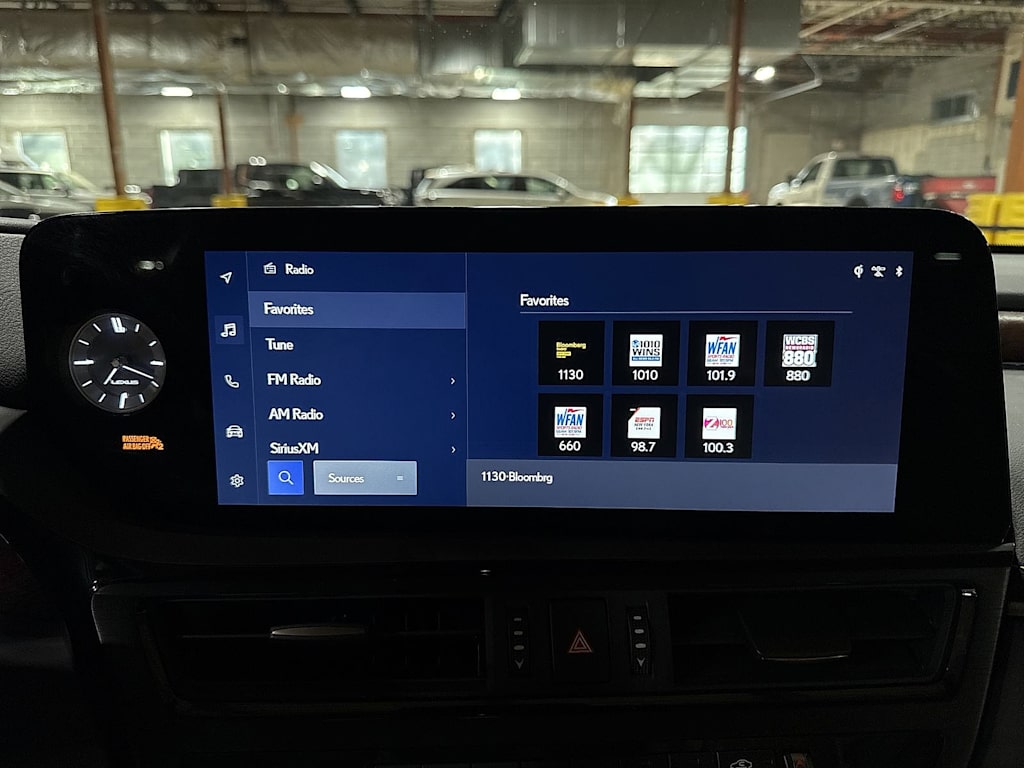 Thumbnail: 2024 Lexus ES - 12