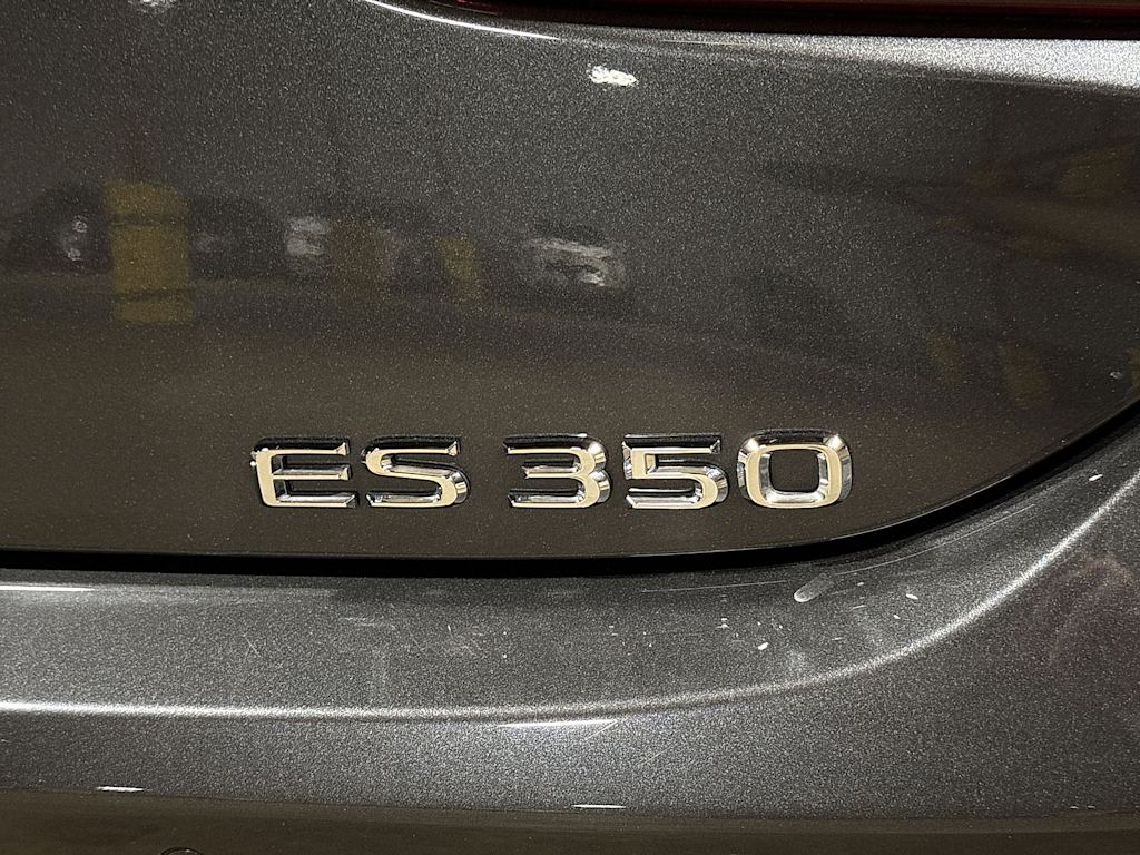 Thumbnail: 2024 Lexus ES - 5