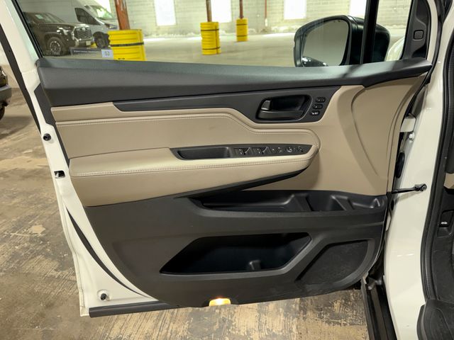 Thumbnail: 2018 Honda Odyssey - 32