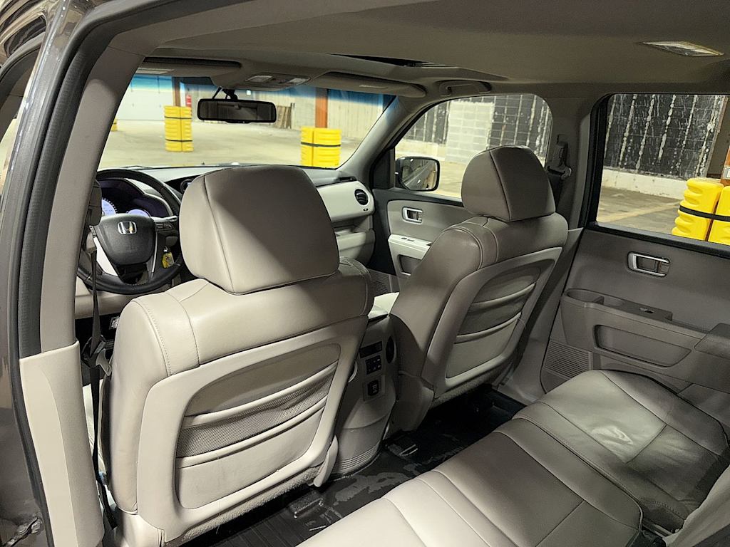 Thumbnail: 2010 Honda Pilot - 29