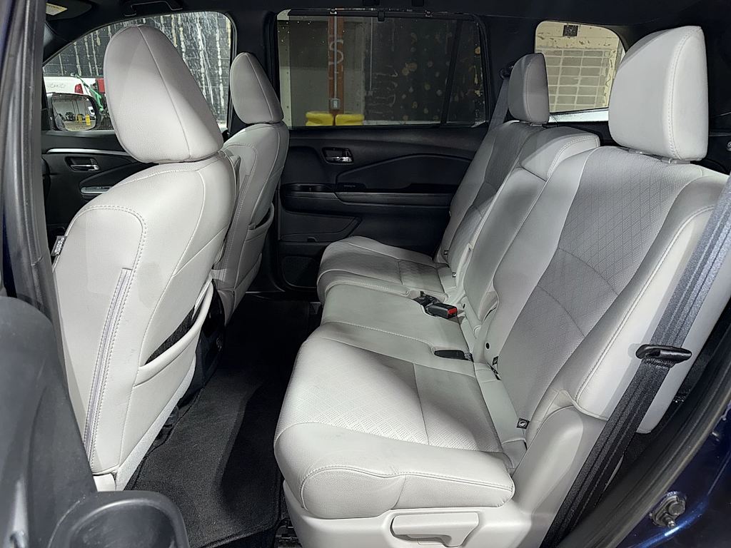 Thumbnail: 2020 Honda Passport - 11