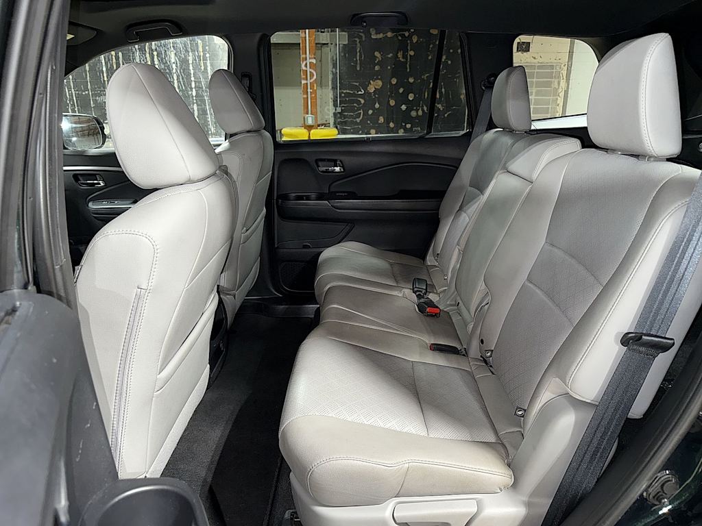 Thumbnail: 2019 Honda Passport - 10