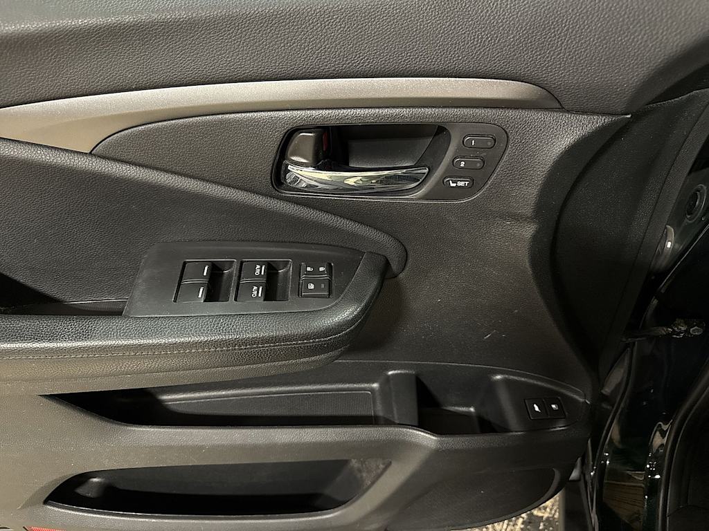 Thumbnail: 2019 Honda Passport - 24