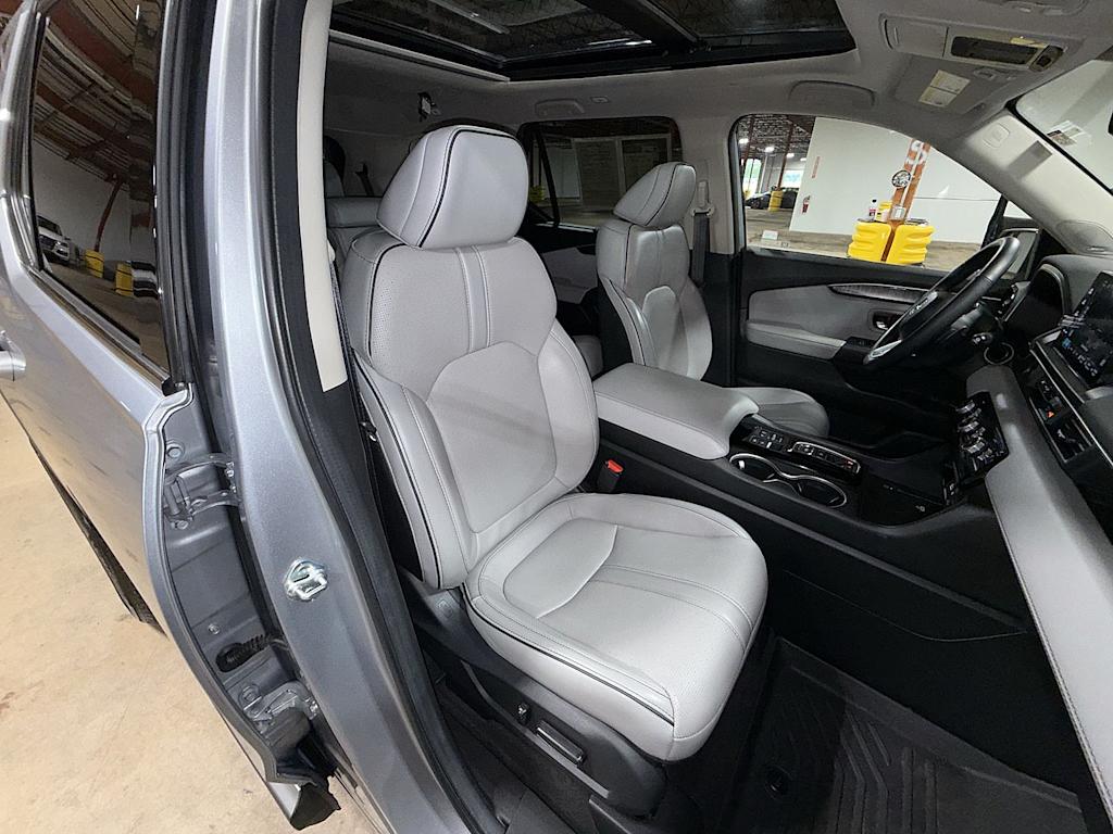 Thumbnail: 2024 Honda Pilot - 11