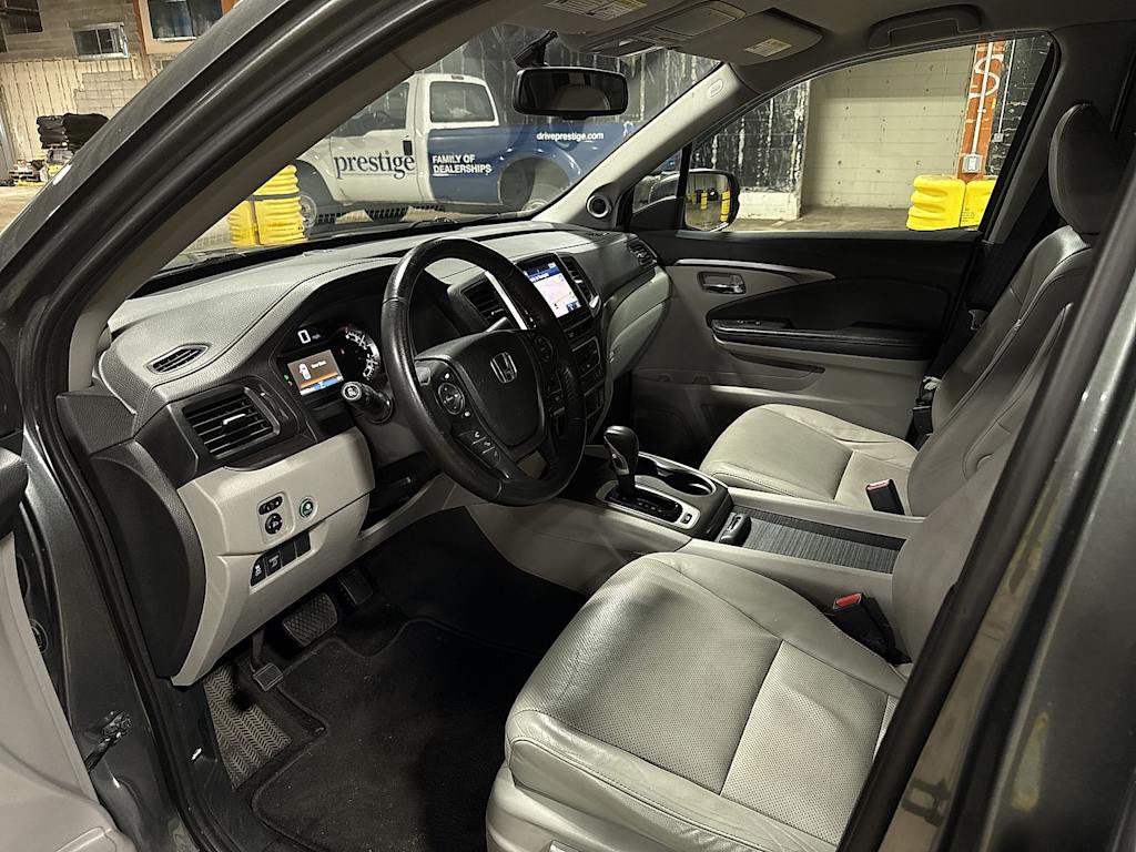 Thumbnail: 2017 Honda Ridgeline - 30