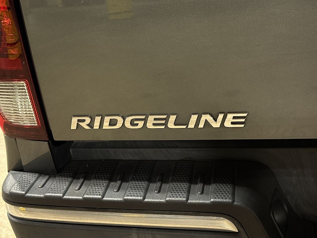 Thumbnail: 2017 Honda Ridgeline - 6