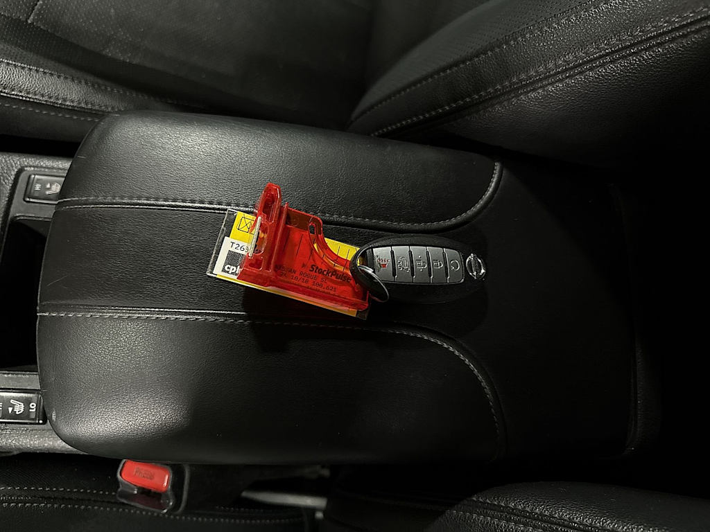 Thumbnail: 2018 Nissan Rogue - 17