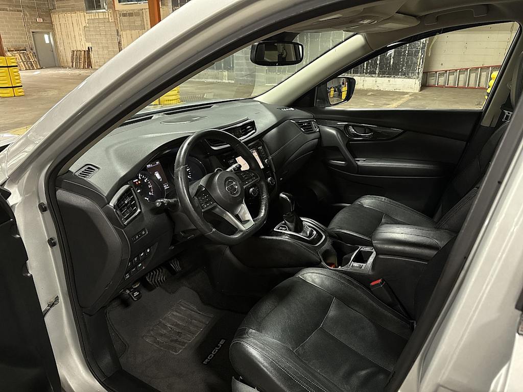 Thumbnail: 2018 Nissan Rogue - 9