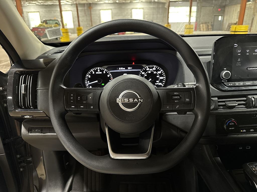 Thumbnail: 2023 Nissan Pathfinder - 2