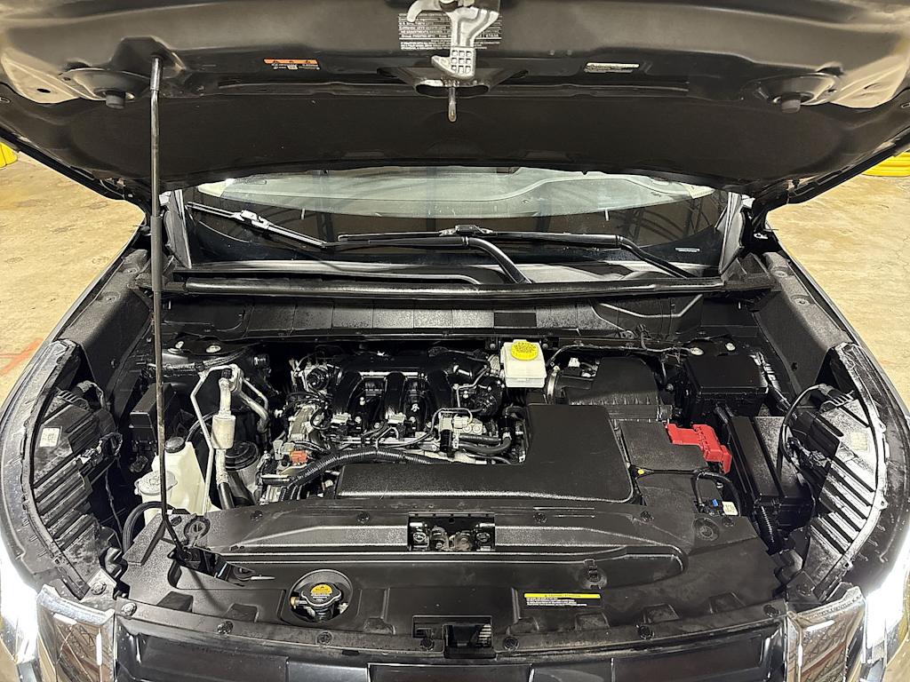 Thumbnail: 2023 Nissan Pathfinder - 9