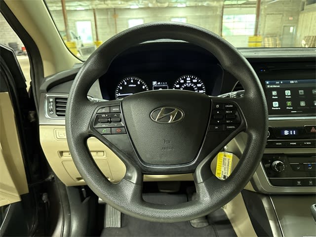 Thumbnail: 2017 Hyundai Sonata - 2
