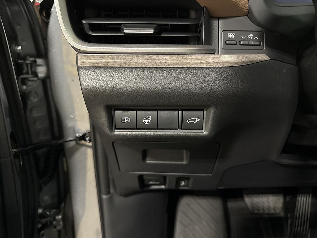 Thumbnail: 2026 Toyota Grand Highlander - 36