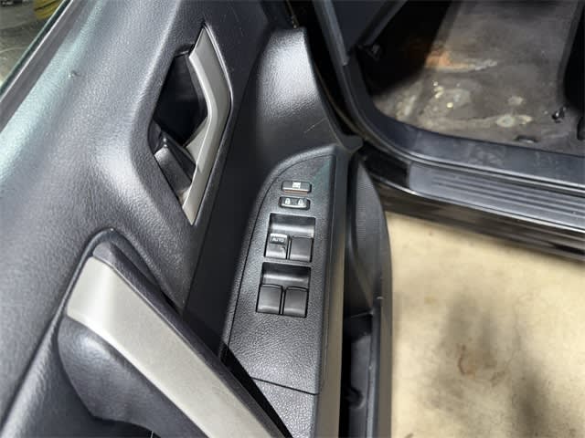 Thumbnail: 2013 Toyota Highlander - 26