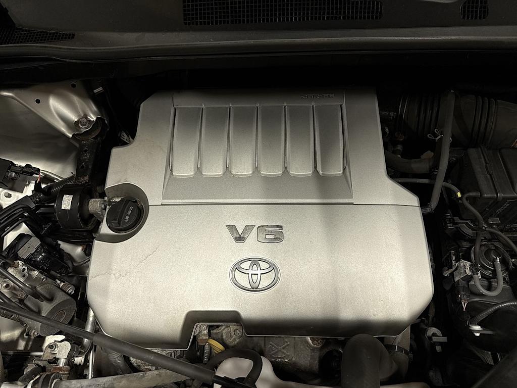 Thumbnail: 2013 Toyota Highlander - 8