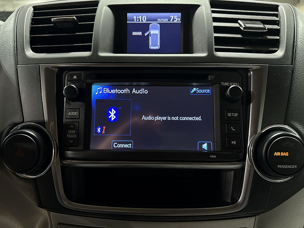 Thumbnail: 2013 Toyota Highlander - 13