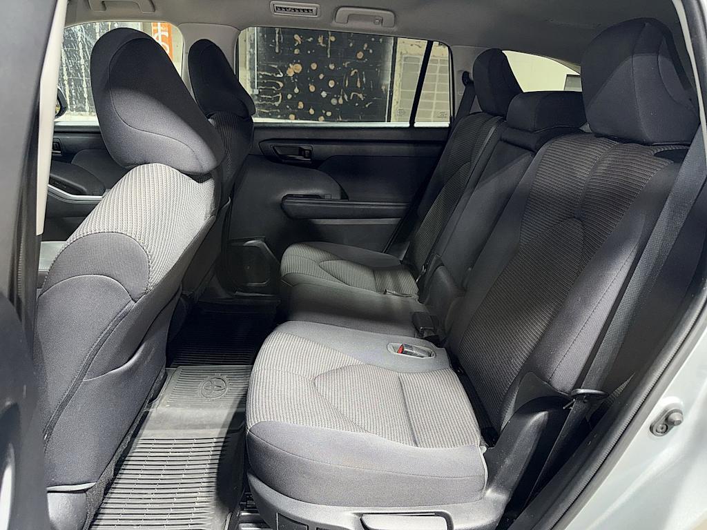 Thumbnail: 2021 Toyota Highlander - 11