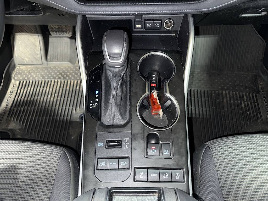 Thumbnail: 2021 Toyota Highlander - 13