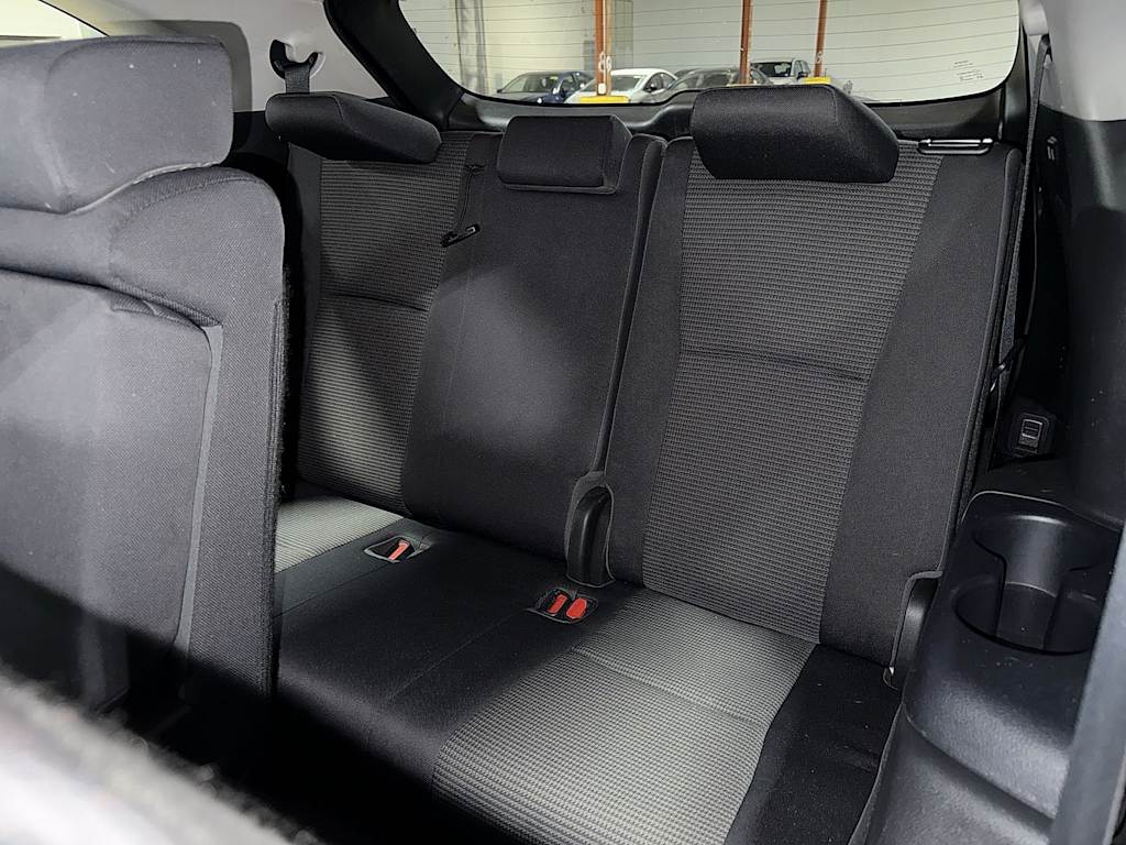 Thumbnail: 2021 Toyota Highlander - 24