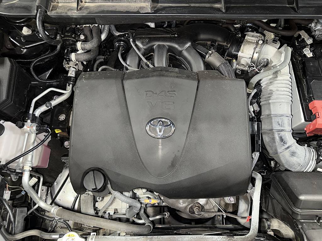 Thumbnail: 2022 Toyota Highlander - 7