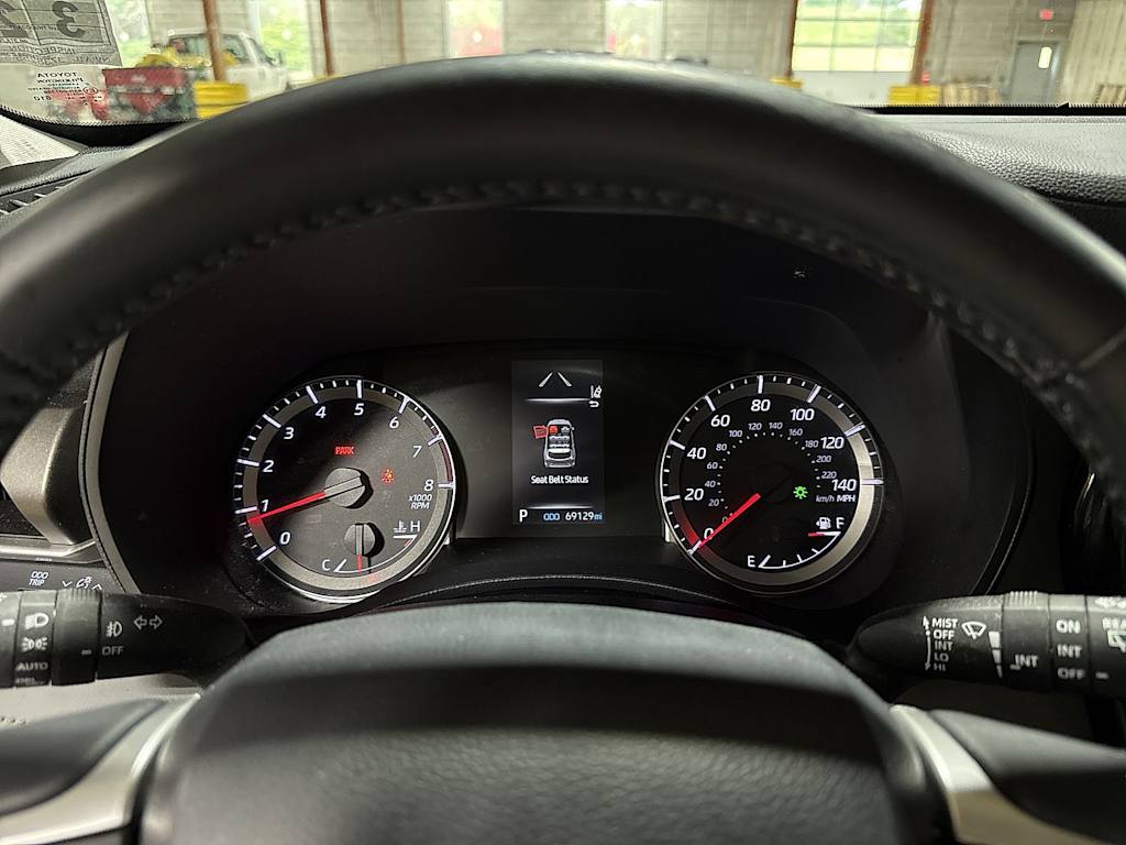 Thumbnail: 2022 Toyota Highlander - 33