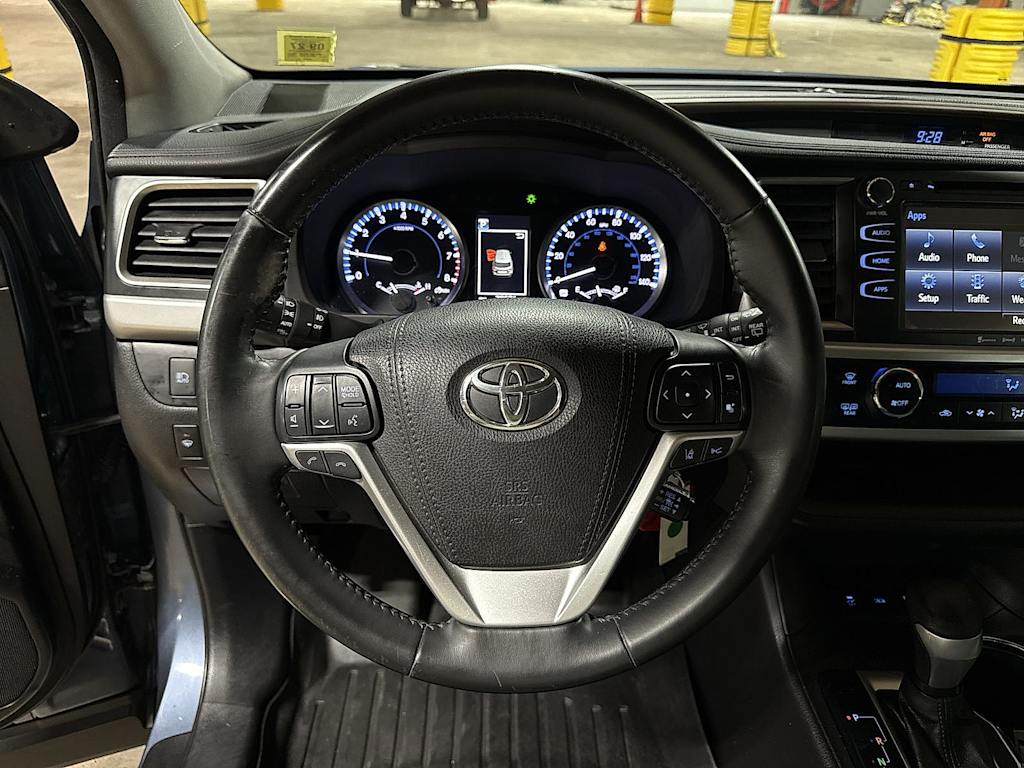 Thumbnail: 2017 Toyota Highlander - 2