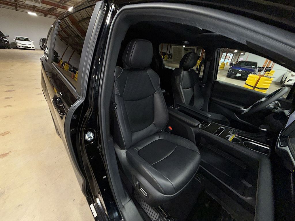 Thumbnail: 2025 Toyota Sienna - 22