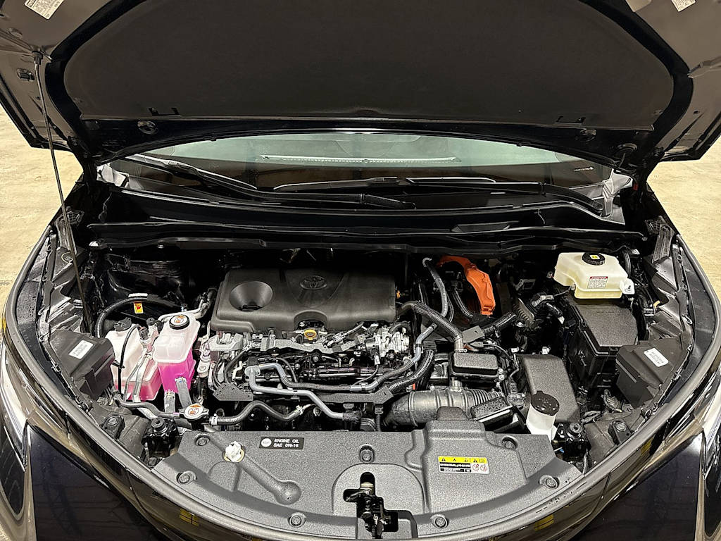 Thumbnail: 2025 Toyota Sienna - 8