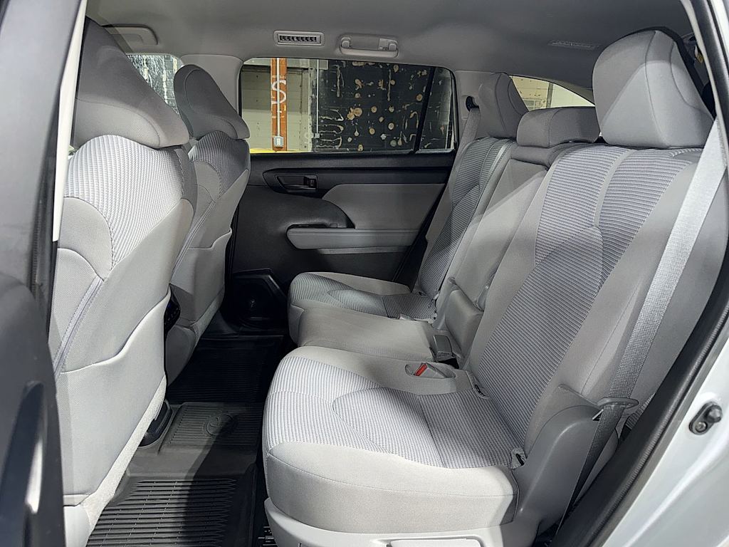 Thumbnail: 2021 Toyota Highlander - 11