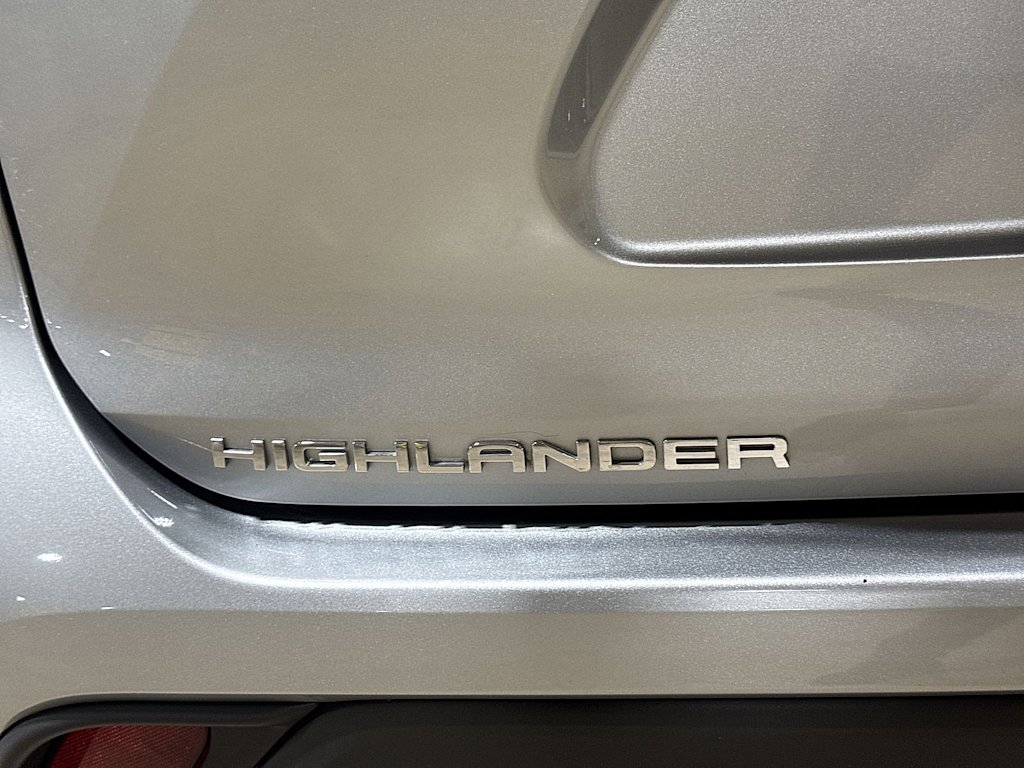Thumbnail: 2021 Toyota Highlander - 6