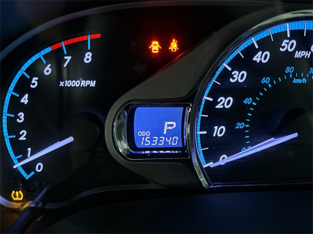 2011 Toyota Sienna XLE 13