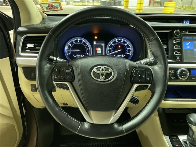 2018 Toyota Highlander Limited Platinum 2