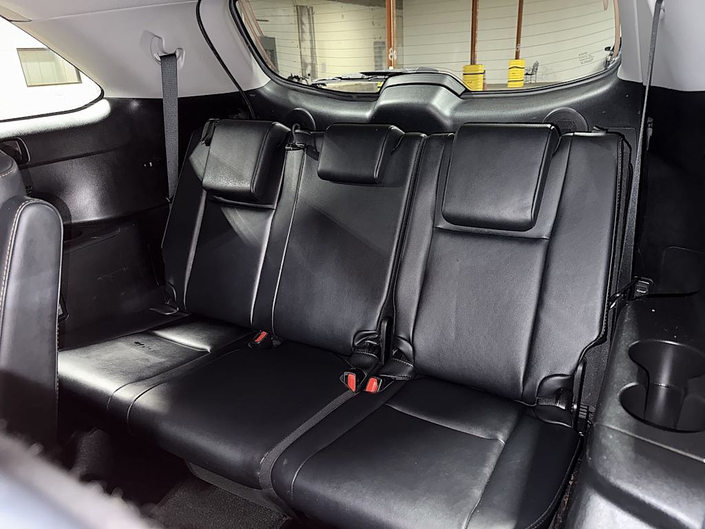 Thumbnail: 2019 Toyota Highlander - 25