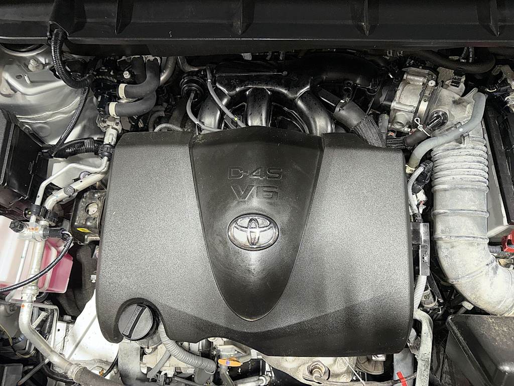 Thumbnail: 2022 Toyota Highlander - 8
