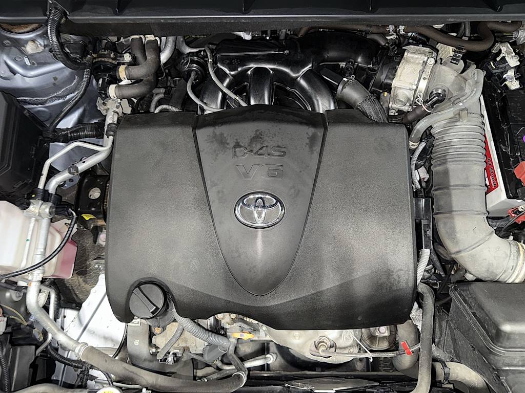 Thumbnail: 2022 Toyota Highlander - 8