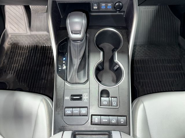 Thumbnail: 2022 Toyota Highlander - 14