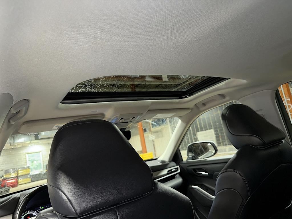 Thumbnail: 2021 Toyota Highlander - 29