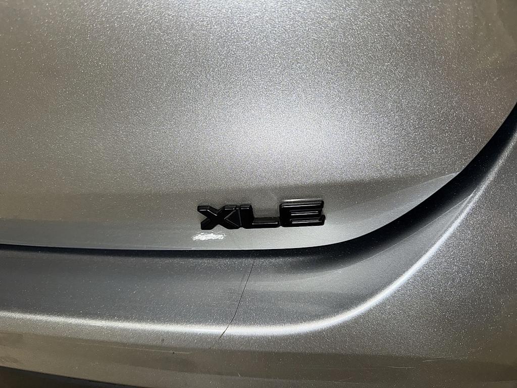 Thumbnail: 2021 Toyota Highlander - 32