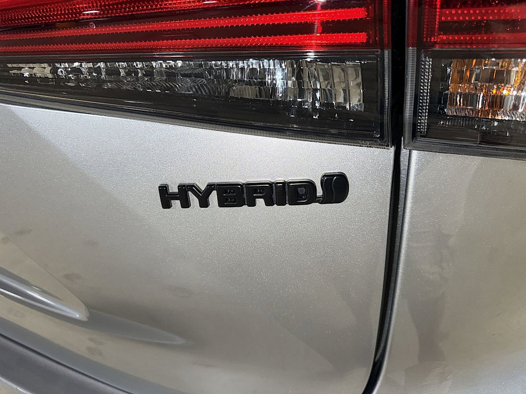 Thumbnail: 2021 Toyota Highlander - 31