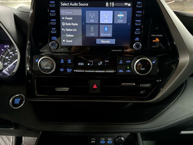 Thumbnail: 2022 Toyota Highlander - 27