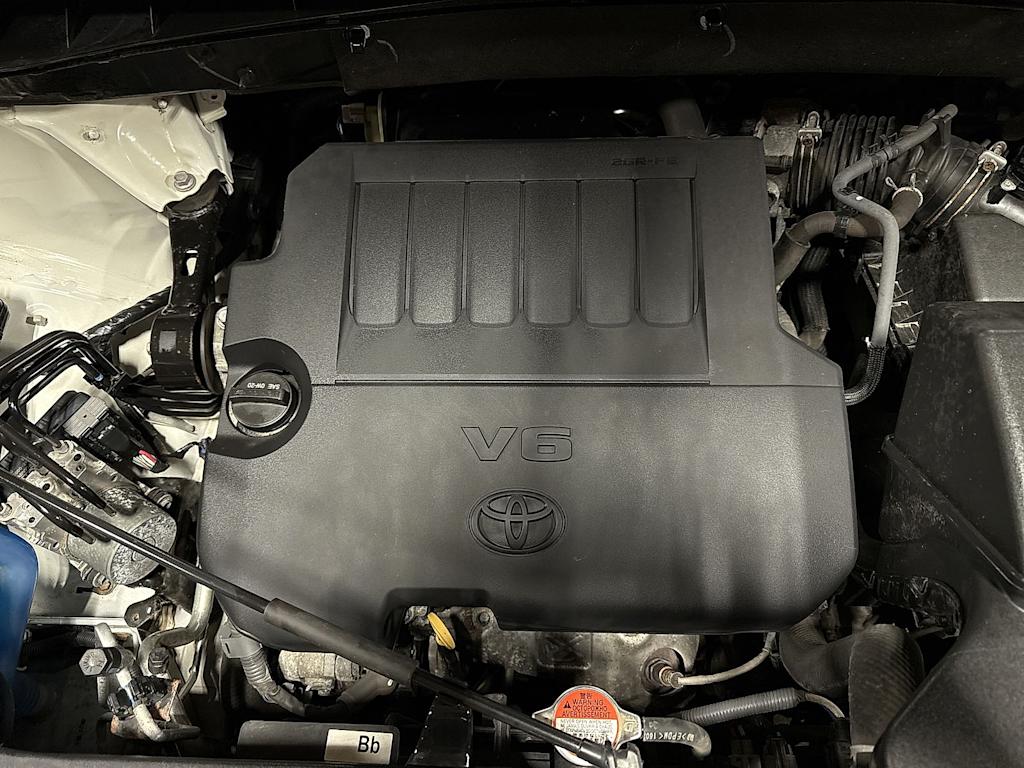 Thumbnail: 2016 Toyota Highlander - 8