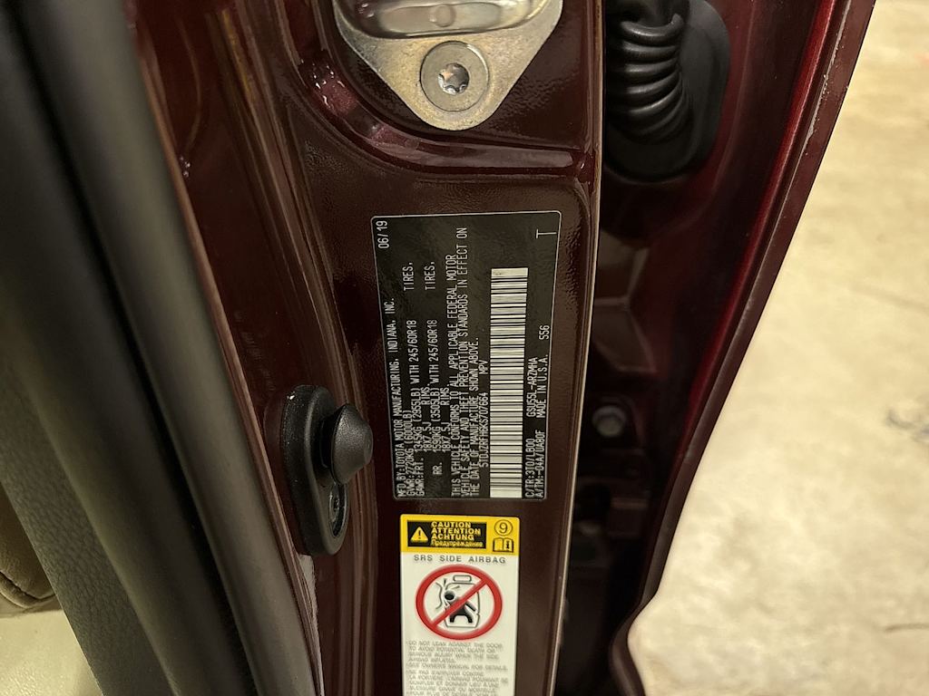 Thumbnail: 2019 Toyota Highlander - 17