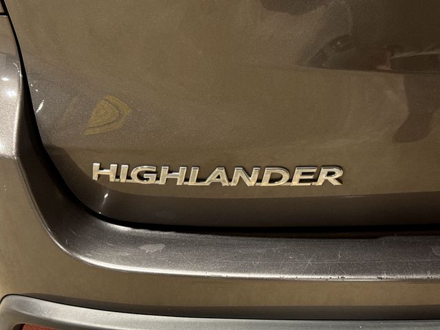 Thumbnail: 2019 Toyota Highlander - 6